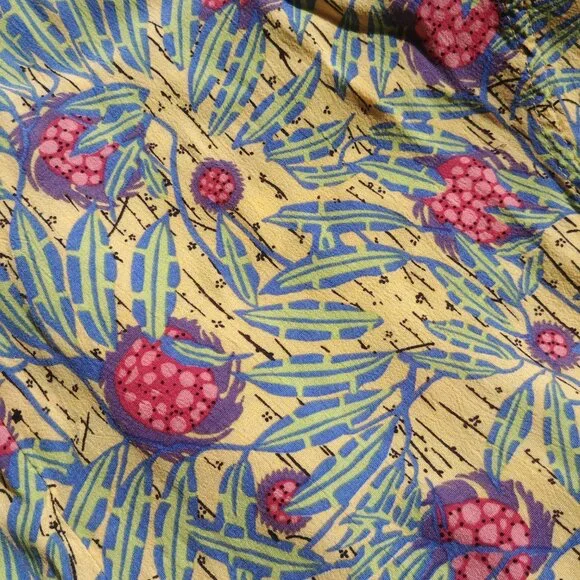 Flax Large yellow sleeveless dress with pink and green - Picture 2 of 12